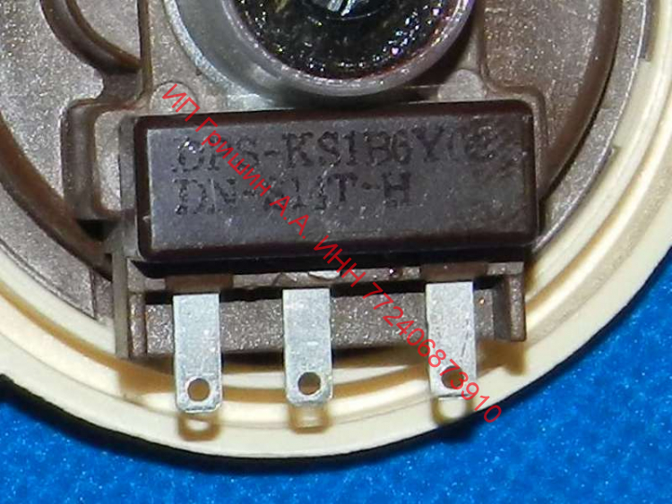 DC96-01703Q - Воздушный датчик уровня воды (прессостат) DPS-KS1B6Y02 5V 400mmH20 Samsung